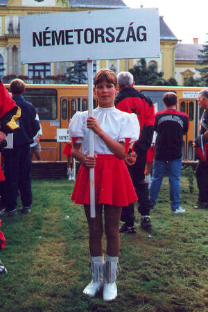 Er&ouml;ffnung Schildtr&auml;gerin